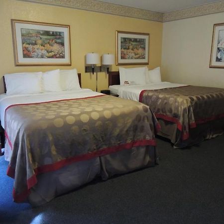 Hotel Ramada New Braunfels Extérieur photo