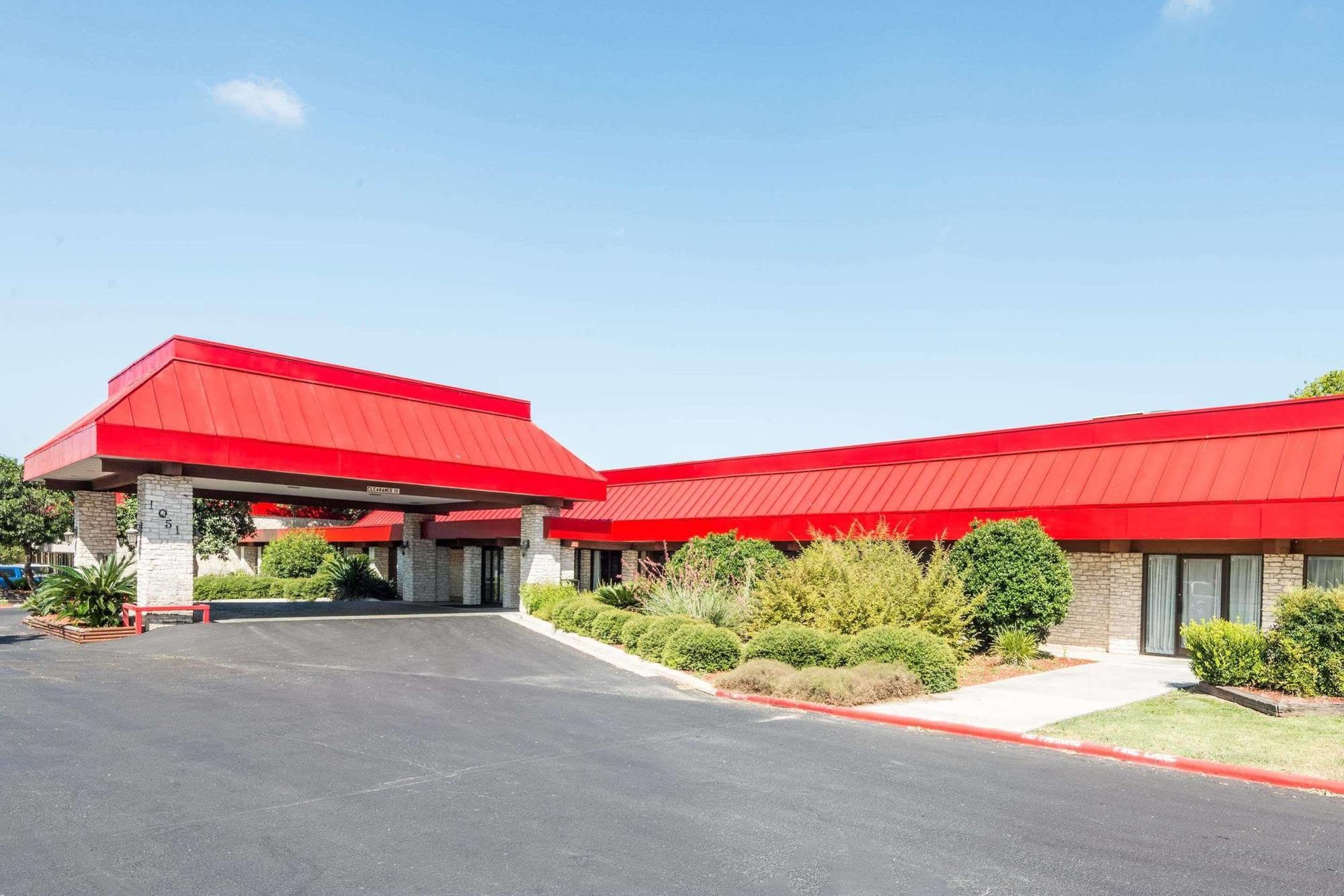 Hotel Ramada New Braunfels Extérieur photo